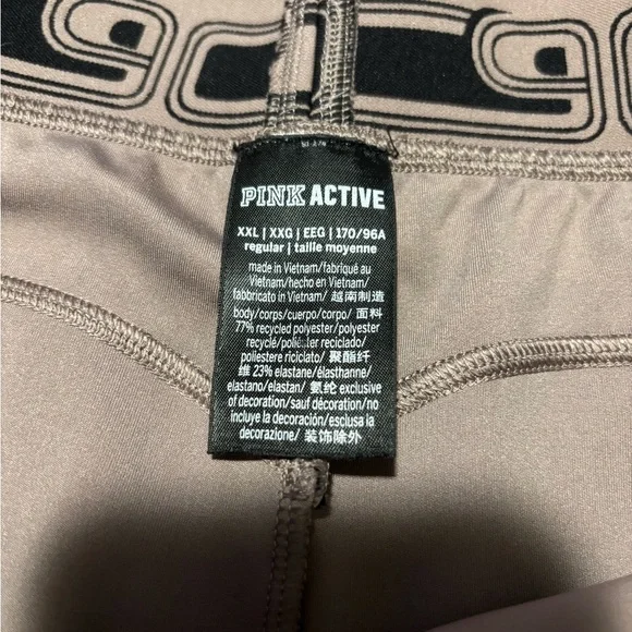 VICTORIA’S SECRET PINK Active Tan and Black Checkered Leggings Womens Size XXL - Picture 3 of 8